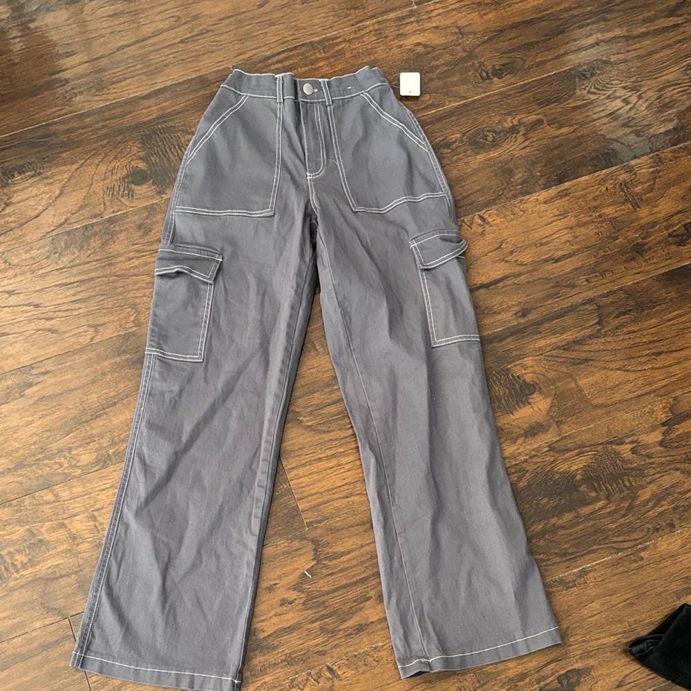 Women's Gray Cargo Jeans